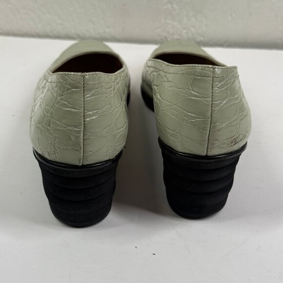 Vintage Salvatore Ferragamo Wedge Pumps Croc Embossed Leather Nile Green Sz 8.5 - Picture 7 of 16